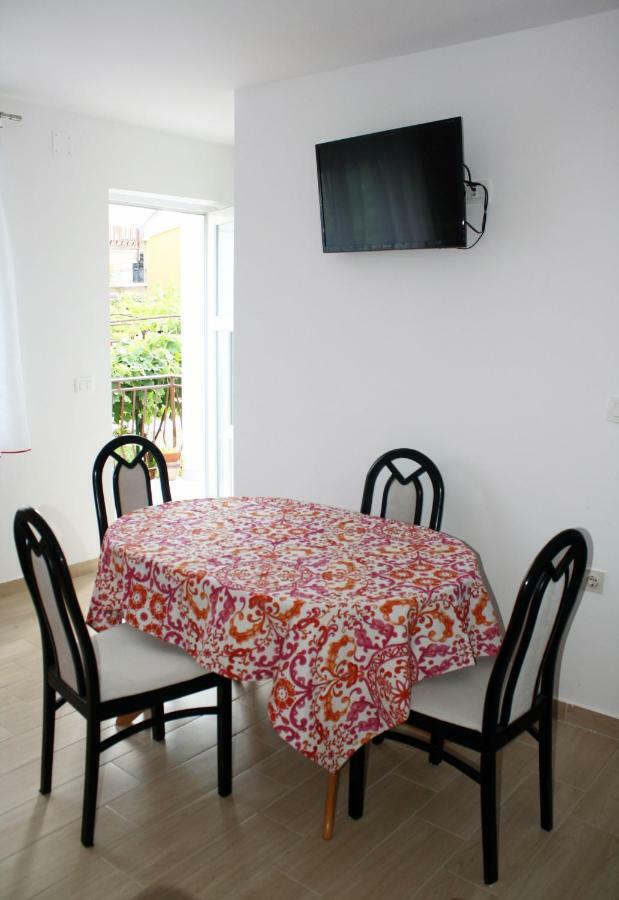 Apartment Vera Umag Eksteriør bilde